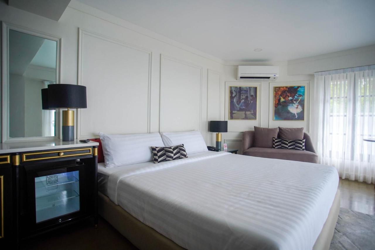 The Grandmaster Hotel Tagaytay City Exterior foto